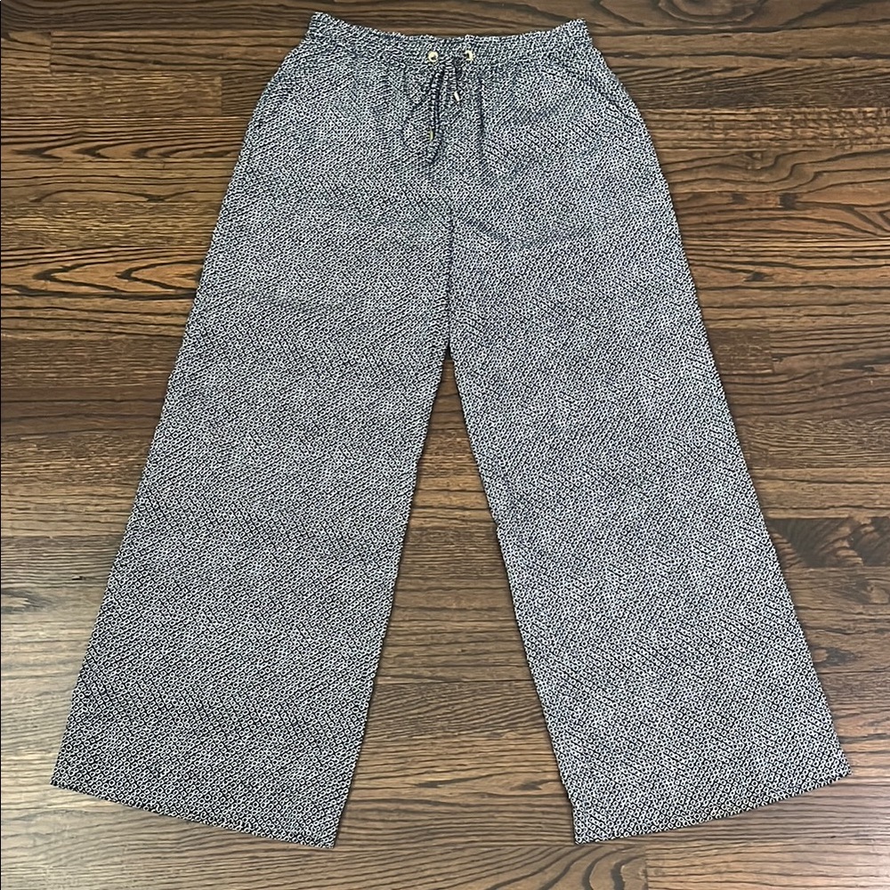 Navy and White Patterned Wide-Leg Pants